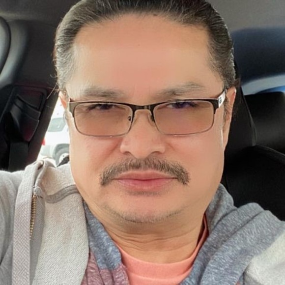 Meet your Posher, Edgardo - Picture 1 of 1